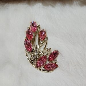 VINTAGE PINK RHINESTONE LEAF BROOCH or SPRAY PIN